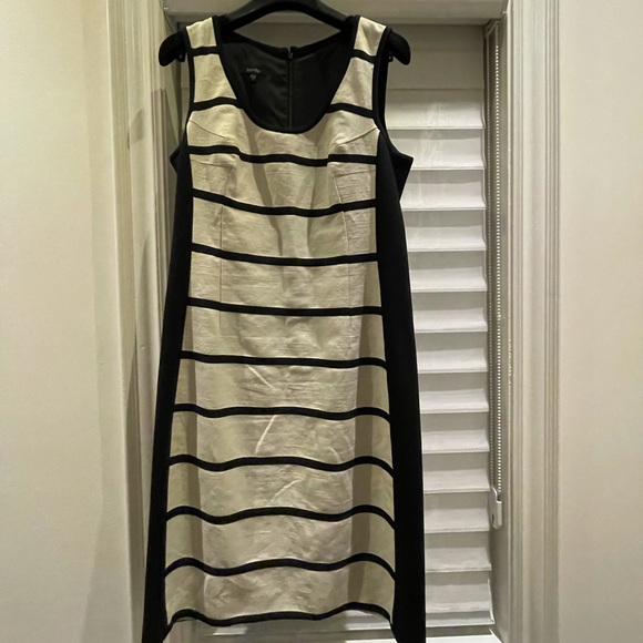 Teenflo Dress & Jacket set - Picture 2 of 2